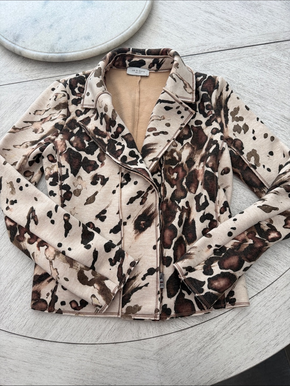 lola & sophie Beige Leopard Print jacket - Picture 2 of 2